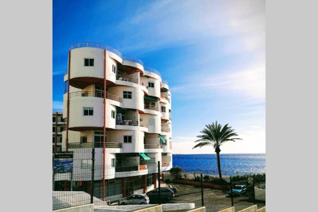 Theatre Box: Ocean Balcony & Stairs To The Sea Apartment Arona  Exterior photo